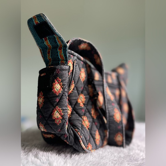 MaggiB GUC Small Black & Red Floral Quilted Fabric Shoulder/Hand Bag - Picture 5 of 9